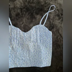 Princess Polly Tiarnie Top in Blue Size 6 thumbnail 11