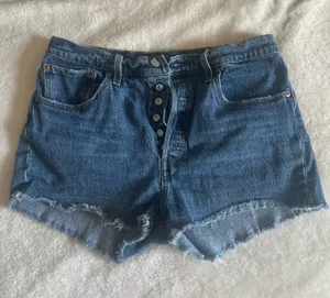 Levi’s Shorts 501 thumbnail 1