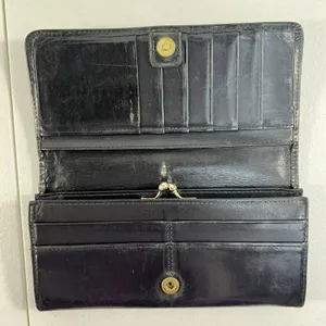Patent Leather Black Wallet Clutch Credit Card Bi Fold Kiss Lock‎ Beautiful thumbnail 6