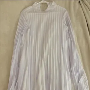 White pleated dress with vertical pleats and adorable built in cape!! thumbnail 1