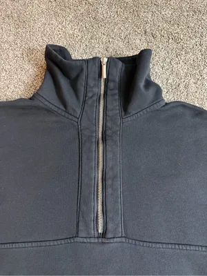 Old Navy Women’s Black Oversized Funnel Neck Quarter Zip Sweatshirt Medium thumbnail 6