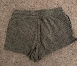 Outfitters Shorts thumbnail 2