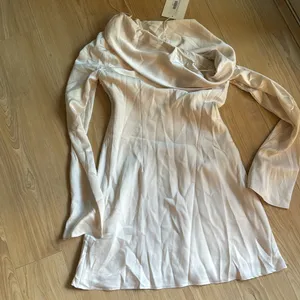 NIA Terra Dress thumbnail 4