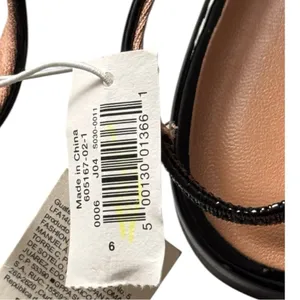 Old Navy Slingback Blackjack Patent Women's Pointed Shoes Sz 6 NWT thumbnail 2
