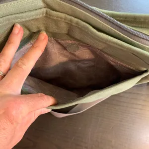 LL Bean Sage Green Crossbody Travel Bag Adjustable Strap Organizer Pocket thumbnail 5