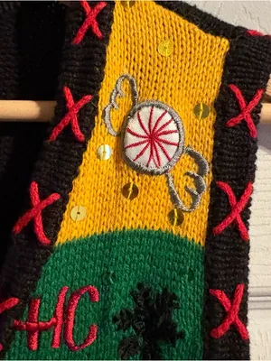 Basic Editions Christmas Sweater Vest Womens Small Black Holiday Patchwork Knit thumbnail 4