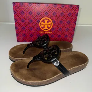 Tory Burch Women's Miller Cloud Sandals Black Patent Leather Natural Size 8 thumbnail 2