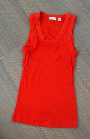 Red Top Aritzia thumbnail 1