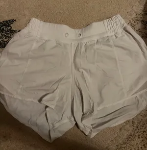 Lululemon shorts thumbnail 1