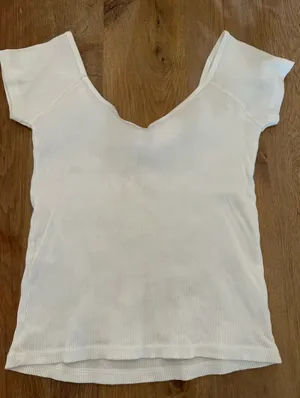 Brandy Melville White Ribbed Ashlyn V-Neck Top - EXCELLENT‎ CONDITION thumbnail 1