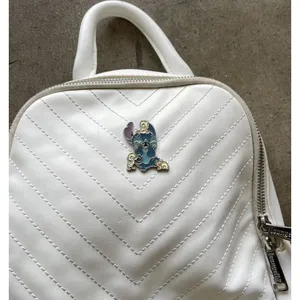 Loungefly Quilted Stitch & Ducklings Ducks White Mini Backpack Lilo & Stitch thumbnail 4