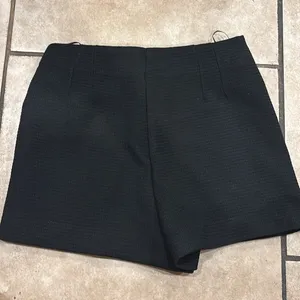 Zara Black Knit High Waisted Belted Skort thumbnail 5
