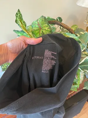 Victoria’s Secret Black Yoga Pants thumbnail 3