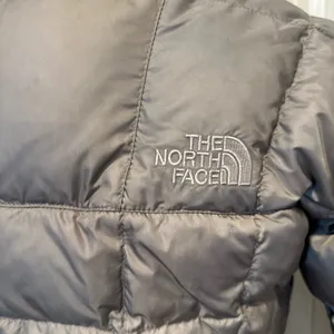 THE NORTH FACE Women’s Sz: XS Puffer Jacket Silver Goose Down Fill Quilted. thumbnail 13