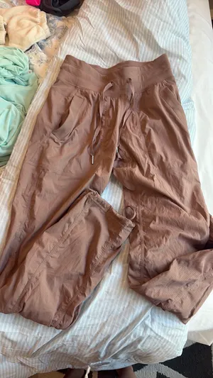 Lululemon Dance Studio Joggers thumbnail 2