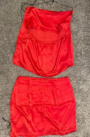 Two pieces red Top and skirt set NEW thumbnail 6