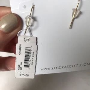 Kendra Scott Maize Clear Crystal Earrings thumbnail 4