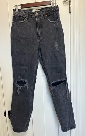 Abercrombie 90s Straight High-Rise Curve Love thumbnail 1