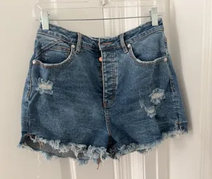We The Free Size 29 High Rise Distressed Raw Hem Denim Shorts thumbnail 1