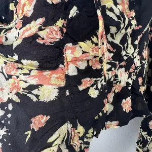 Free People Size-L/G Top Hilary‎ Printed Floral Cropped Black thumbnail 13