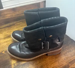 Clark’s‎ Black Boots Size 7.5 thumbnail 1