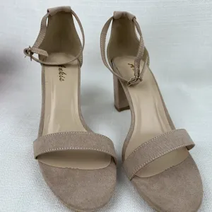 Ankis Women’s Open Toe Ankle Ng Sandal Nude Numeric 9‎ Suede Chunky Heel New! thumbnail 3