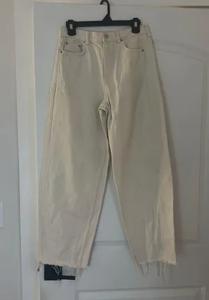 Zara mom jeans  thumbnail 1