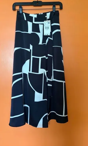 Mango black and white abstract geometric print midi skirt with belt in XS thumbnail 1