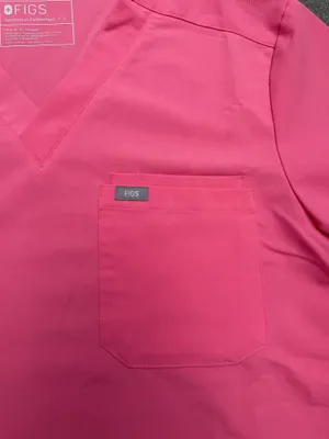 FIGS Leon Men’s Large Pink FIONx Scrub Top NWOT Hidden Pocket thumbnail 3