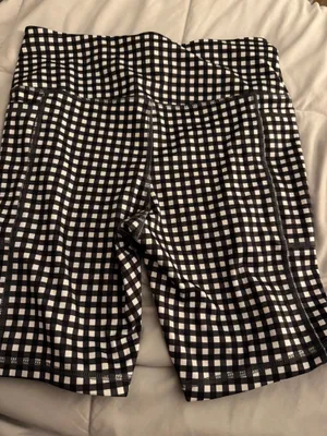 Athletic works shorts  thumbnail 1