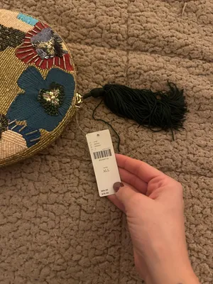 Anthropologie Round Initial L Purse thumbnail 3