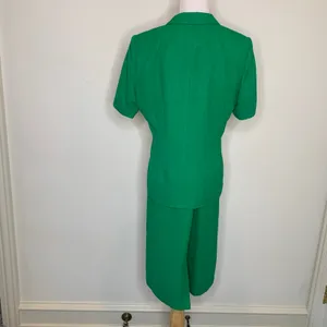 Kasper Skirt Suit Grass Green Sz Medium Short Sleeves thumbnail 2