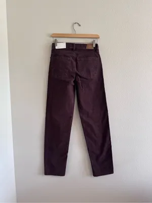 NWT American Eagle Outfitters Straight Leg Jeans in Plum thumbnail 3