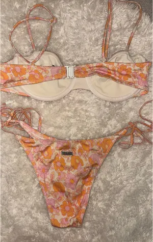 Triangl Bikini thumbnail 2