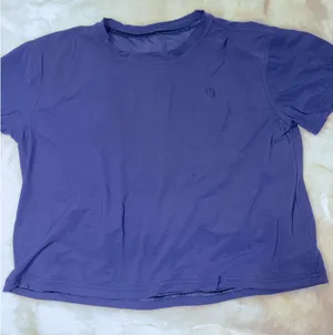 Lululemon Tennis Crewneck Tshirt thumbnail 2