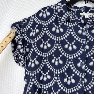 Fig + Flower Navy Blue White Embroidered Button Front Blouse Short Sleeve Medium thumbnail 5
