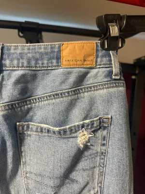 American Eagle Outfitters Mom Jeans thumbnail 6