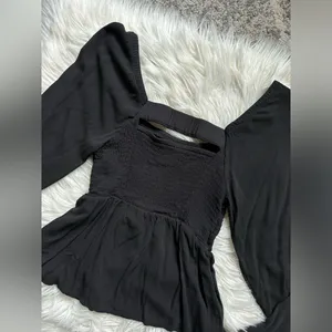 Old Navy smocked babydoll blouse thumbnail 8