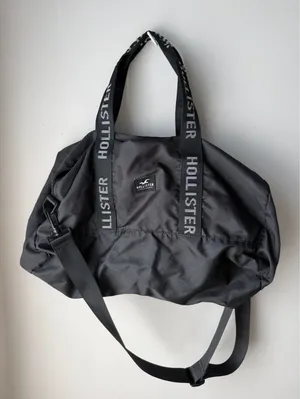 Hollister Black Lightweight Gym Duffle Bag Logo Strap Weekender Travel Bag thumbnail 1