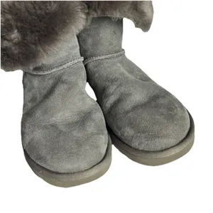 UGG Australia Bailey Button Grey Sheepskin Winter Boots 5803 Women's Size 8 thumbnail 8