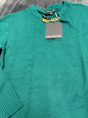 Halston green sweater with gold chain detail #luxury #knitwear thumbnail 2