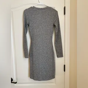 NWT H&M Divided Gray Womens Dress size 6 thumbnail 2