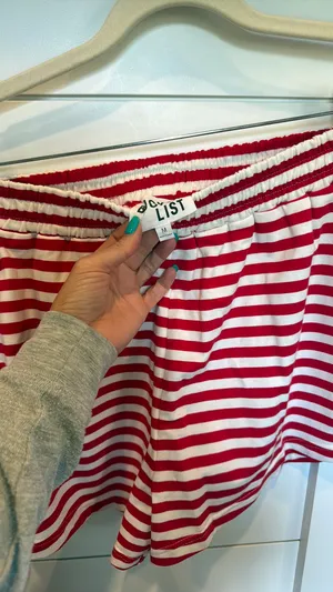 2 piece set Red Size L top M shorts thumbnail 3