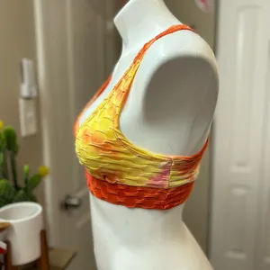 Orange and yellow Crop top Size M thumbnail 2