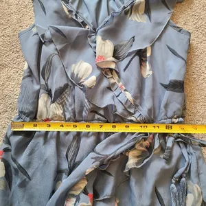 Hint of Blush Long Maxi Flutter Dress Size Large Magnolia Floral Blue High Low thumbnail 15