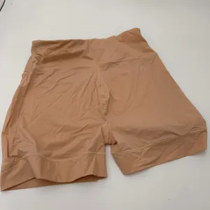 Yummie Women's Shapewear Shorts Size medium thumbnail 3