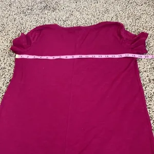 5/$30 🎈 Pink Victorias Secret women’s small logo‎ tee thumbnail 3