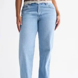 Abercrombie & Fitch Curve Love low rise baggy Jeans size 29 thumbnail 4