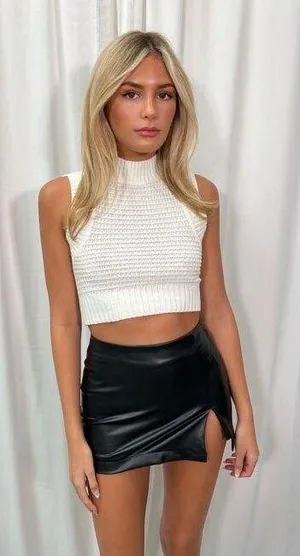 Isabelle's Cabinet Sweet Like Honey Ivory Top thumbnail 3