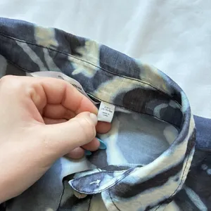 Womens Blouse Button Up 3/4 Sleeve Blue Collared‎ Officechic Corpcore City thumbnail 4